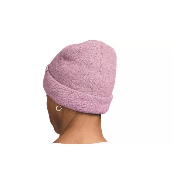 NWT Nike Boucle Yarn Beanie Plum - Unisex - Picture 1 of 2